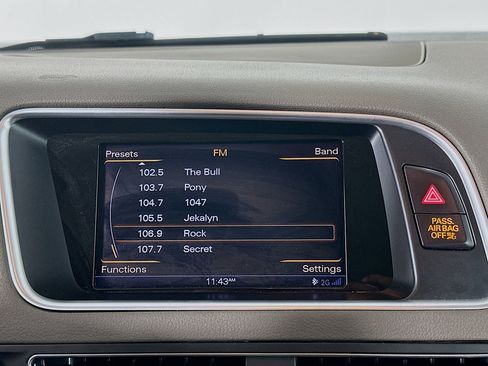 Used 2016 Audi Q5 2.0T Premium Plus w/ Technology Package image 21