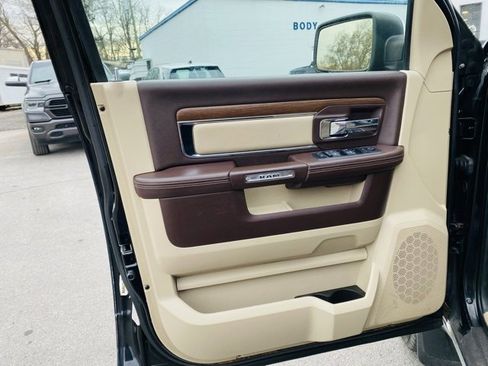 Used 2014 RAM 1500 Laramie w/ Convenience Group image 24