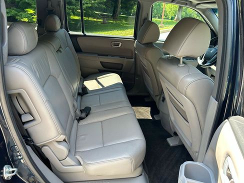Used 2011 Honda Pilot EX-L image 18
