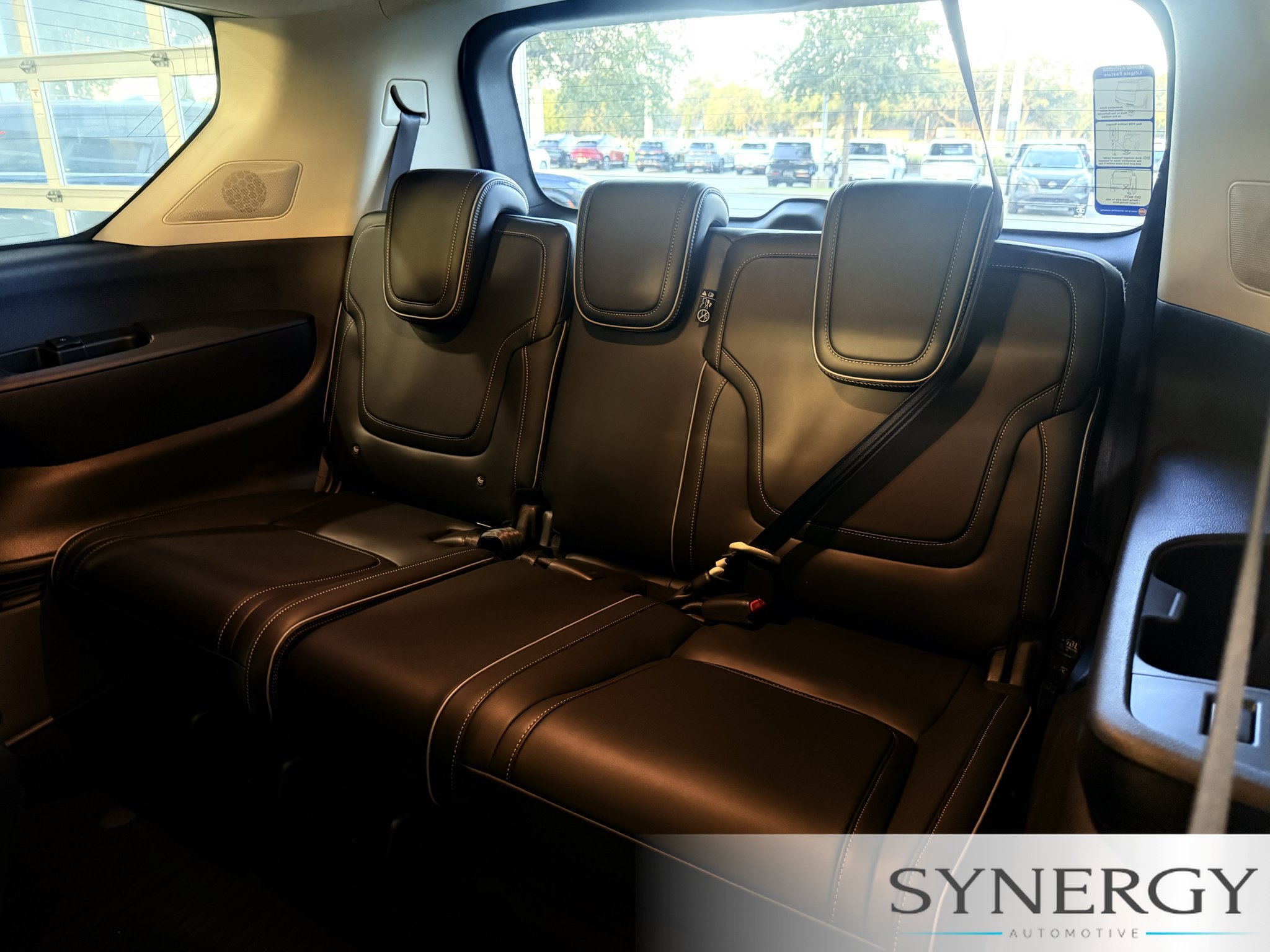 Certified 2026 INFINITI QX80 Luxe w/ Cargo Package AWD/4WD image 30
