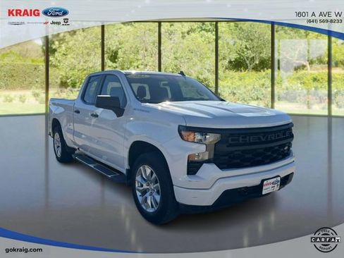 Used 2023 Chevrolet Silverado 1500 Custom AWD/4WD image 3
