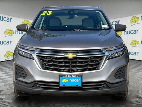 Used 2023 Chevrolet Equinox LS AWD/4WD image 2