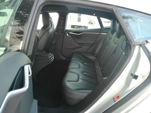 Used 2015 Tesla Model S P85D image 17