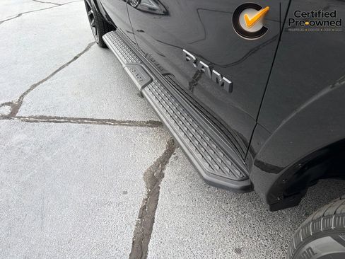 Certified 2022 RAM 1500 Laramie AWD/4WD image 11
