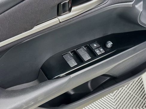 Used 2025 Toyota Camry LE image 18