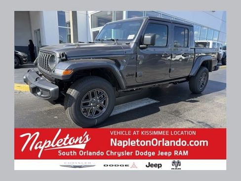 New 2026 Jeep Gladiator Sport AWD/4WD image 1