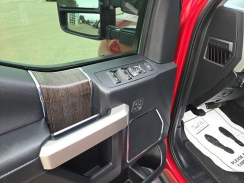 Used 2020 Ford F350 Lariat w/ Lariat Ultimate Package image 22