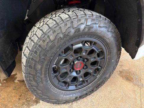 Used 2022 Toyota Tundra TRD Pro AWD/4WD image 14