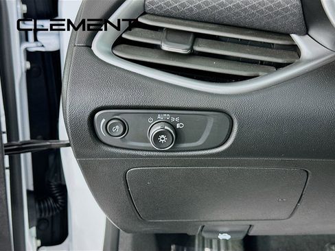 Used 2024 Chevrolet Malibu LT FWD image 14