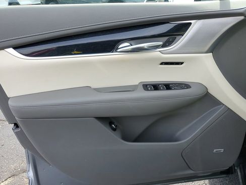 Certified 2024 Cadillac XT6 Premium Luxury w/ LPO, Floor Liner Package image 23