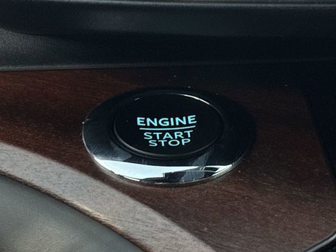 Certified 2024 Ford Explorer King Ranch w/ Technology Package image 33