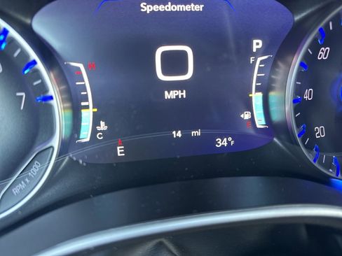 New 2026 Chrysler Pacifica Select image 21