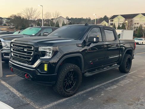 Used 2019 GMC Sierra 1500 AT4 w/ Off Road Performance Package image 2