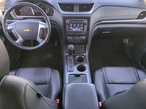 Used 2017 Chevrolet Traverse Premier image 15