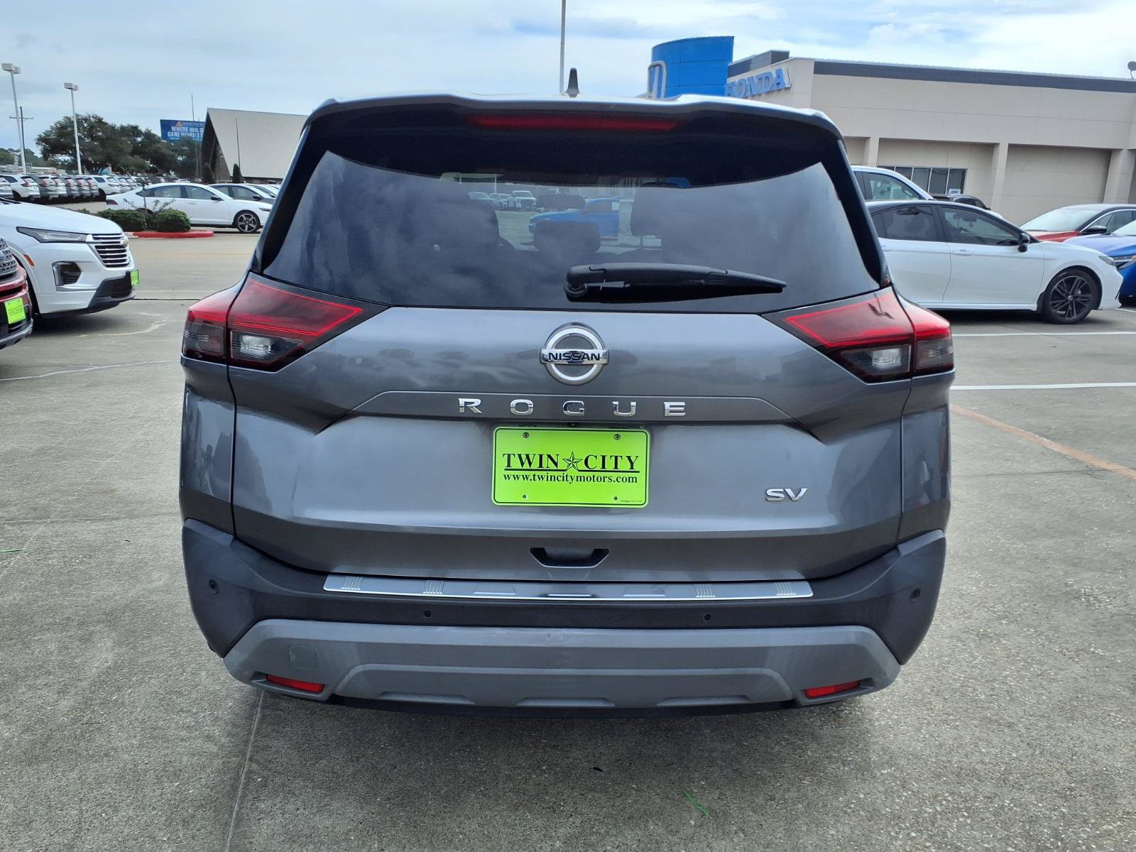 Used 2021 Nissan Rogue SV FWD image 6