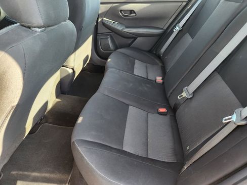 Used 2025 Nissan Sentra SV image 30