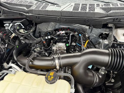 Used 2025 Ford F150 STX AWD/4WD image 30