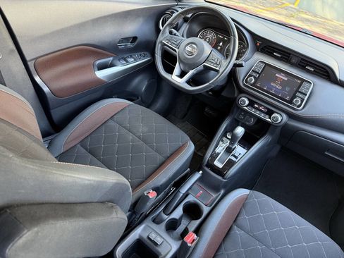 Used 2019 Nissan Kicks SR w/ Exterior Package image 36