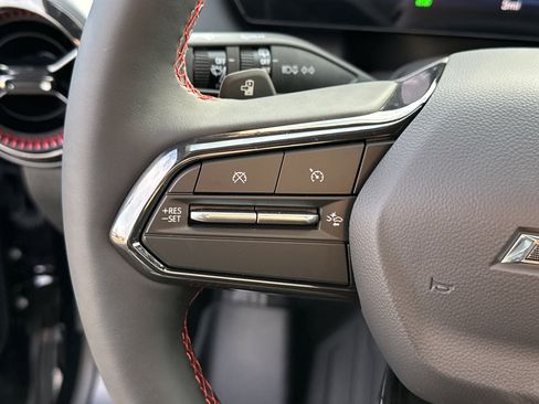 New 2026 Chevrolet Equinox EV RS image 17