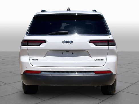 Used 2023 Jeep Grand Cherokee L Laredo image 6