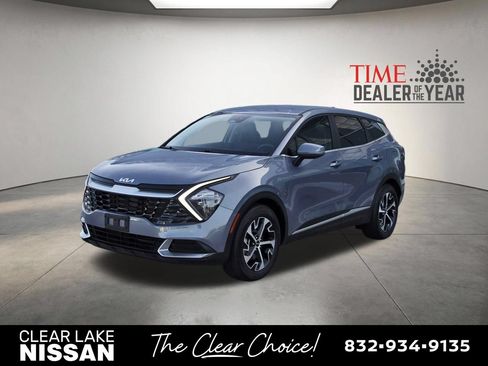 Used 2023 Kia Sportage EX FWD image 3