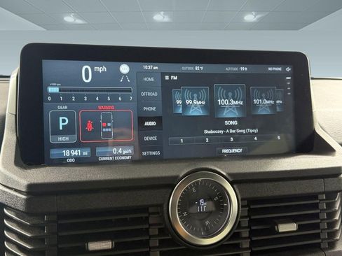 Used 2024 INEOS Grenadier AWD/4WD image 25