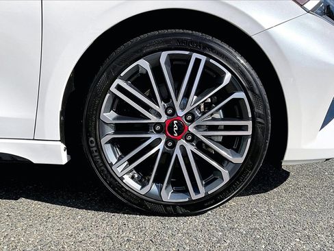 Used 2023 Kia Forte GT w/ GT2 Package image 8