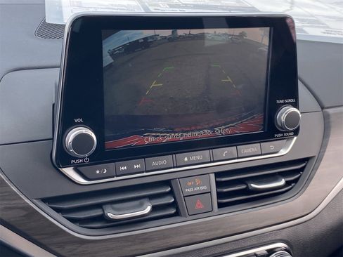 New 2025 Nissan Altima 2.5 SV image 28