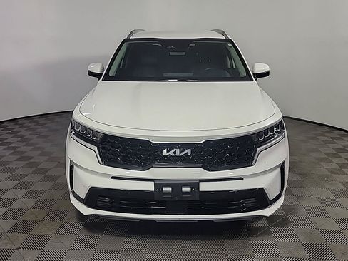 Used 2023 Kia Sorento EX AWD/4WD image 13