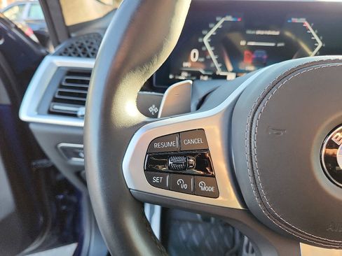 Certified 2024 BMW X7 xDrive40i w/ M Sport Package image 19