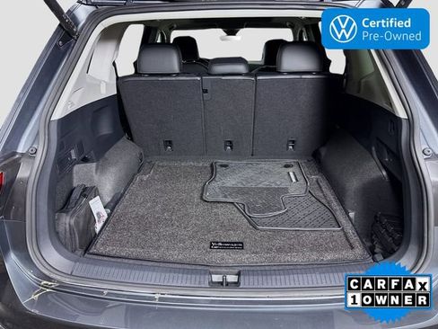 Used 2024 Volkswagen Tiguan SE image 28
