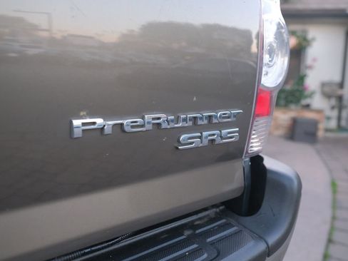 Used 2011 Toyota Tacoma PreRunner w/ SR5 Pkg #2 image 39