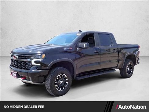 Used 2023 Chevrolet Silverado 1500 ZR2 w/ Technology Package AWD/4WD image 1
