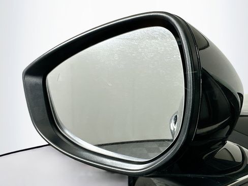 Used 2025 MAZDA CX-30 AWD 2.5 S w/ Preferred Package image 16