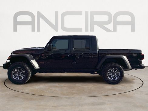 Used 2024 Jeep Gladiator Mojave w/ Technology Group image 11