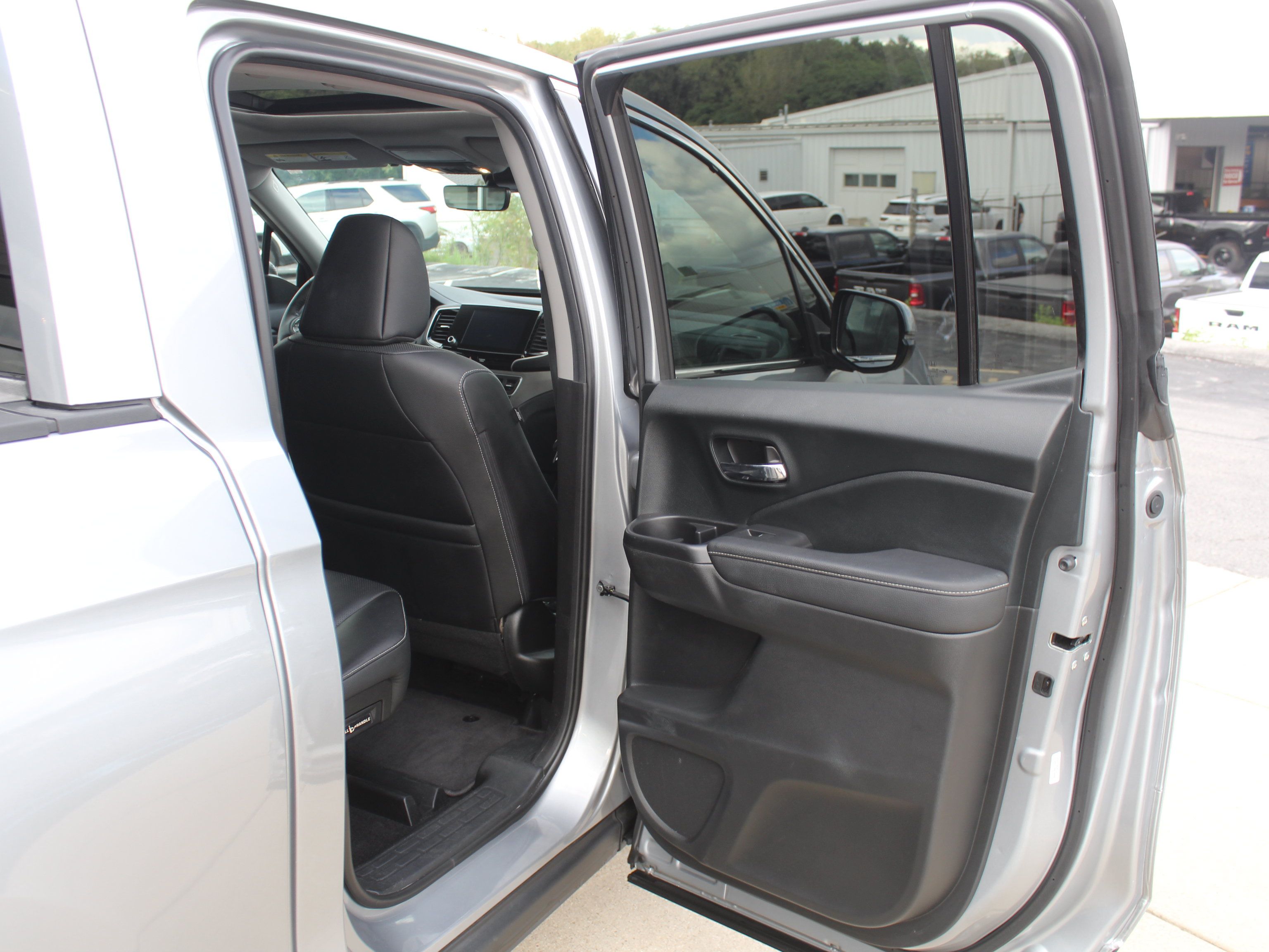 Used 2023 Honda Ridgeline RTL image 25