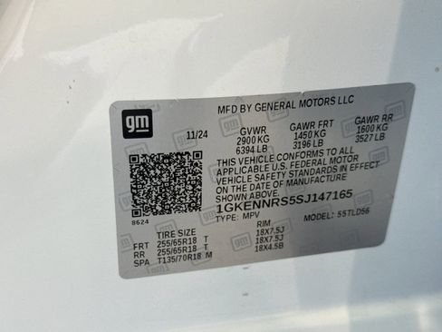 Used 2025 GMC Acadia Elevation image 16