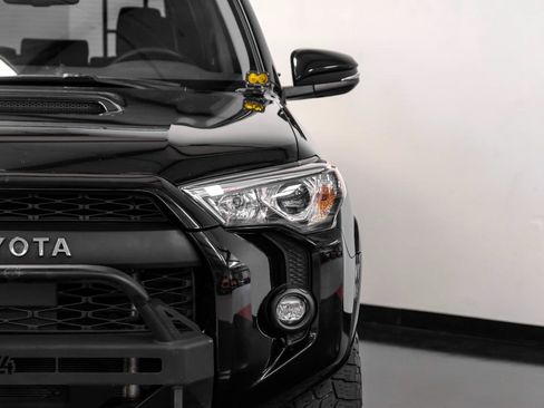 Used 2022 Toyota 4Runner TRD Off-Road Premium w/ Moonroof Package AWD/4WD image 49