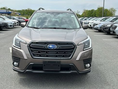 Certified 2023 Subaru Forester Premium AWD/4WD image 2