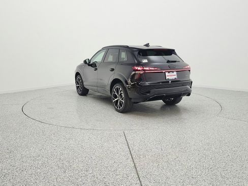New 2026 Audi Q3 quattro 2.0T AWD/4WD image 7