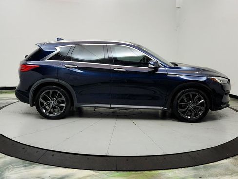 Used 2019 INFINITI QX50 Essential w/ Sensory Package FWD image 4