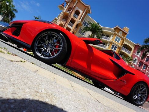 Used 2024 Chevrolet Corvette Z06 w/ Stealth Interior Trim Package RWD image 58