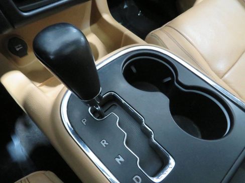 Used 2011 Dodge Durango Citadel w/ Trailer Tow Group IV image 22