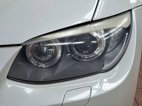 Used 2011 BMW 328i xDrive Coupe AWD/4WD image 9