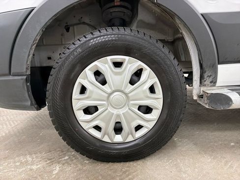 Certified 2025 Ford Transit 250 Low Roof w/ Exterior Upgrade Package RWD image 14