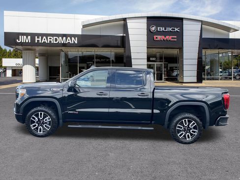 Used 2022 GMC Sierra 1500 AT4 w/ AT4 Preferred Package AWD/4WD image 4