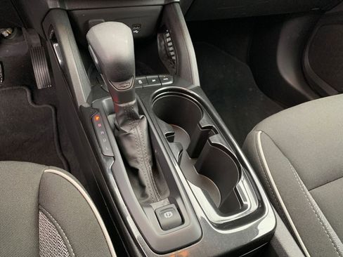 Used 2025 Chevrolet TrailBlazer LT w/ Driver Confidence Package image 39