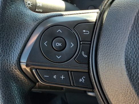 Used 2025 Toyota Corolla LE FWD image 23