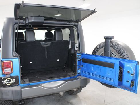 Used 2015 Jeep Wrangler Sport AWD/4WD image 16