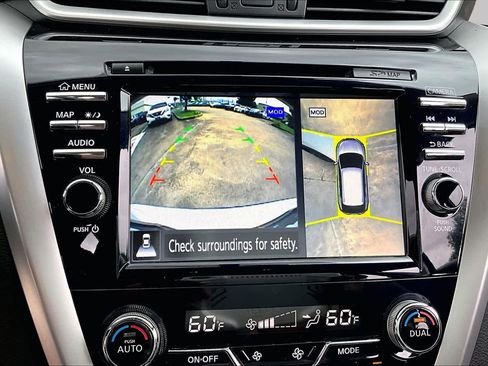 Used 2017 Nissan Murano SV w/ Premium Plus Package FWD image 25